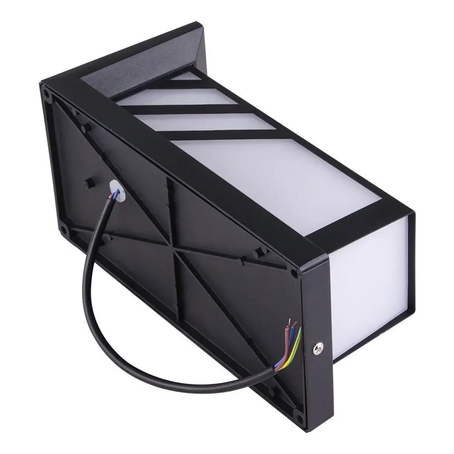 فانوس جداري خارجي LED مستطيل مخطط 30 واط بإضاءة صفراء وجرم أسود IP66