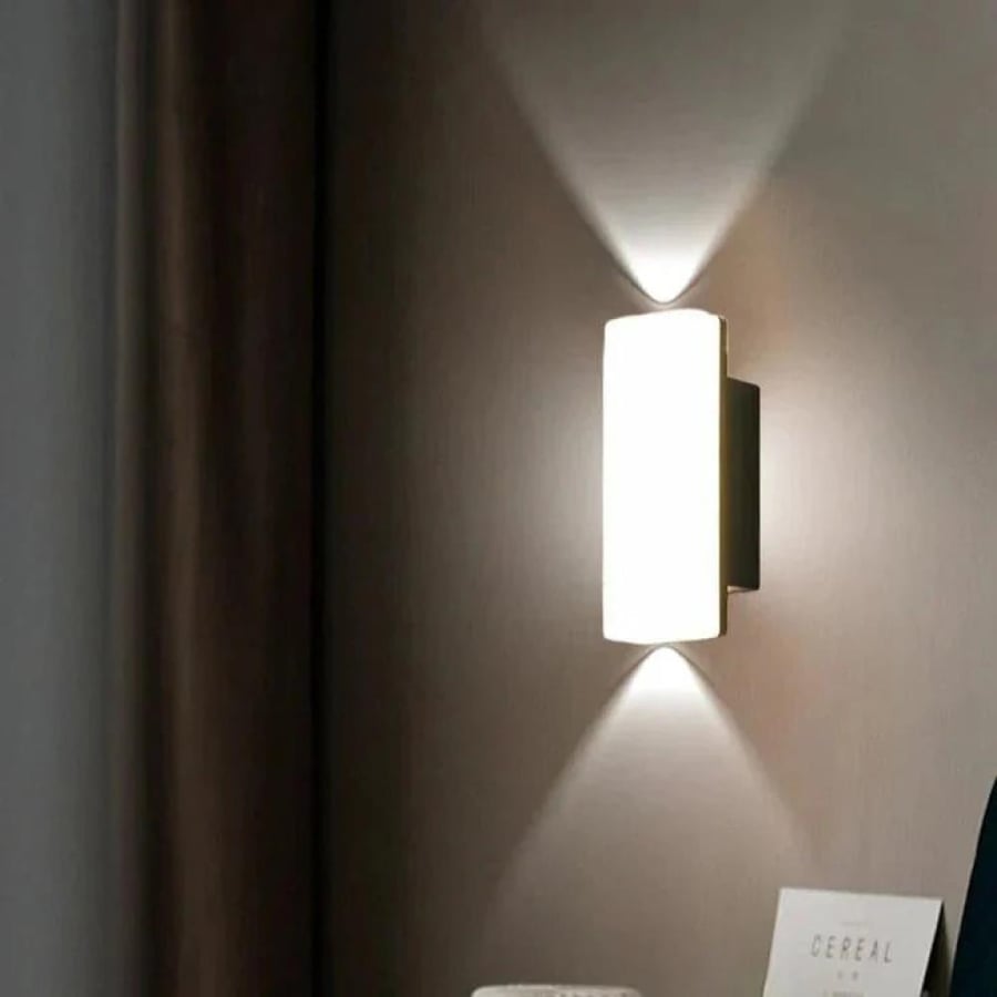جداري خارجي LED المنيوم ب بقدرة10 واط RV-240/B مقاومة للماء IP67