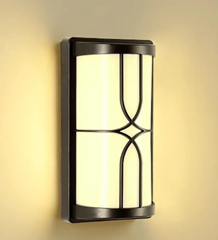 مصباح خارجي جداري فراشة LED 24واط بإضاءة صفراء وجرم أسود من البلاستيك المقوى IP66