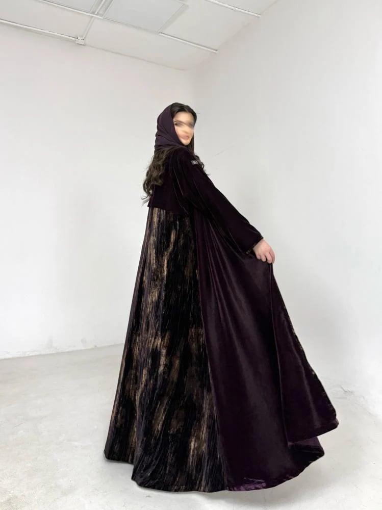 عباية مخمل بنفسجي مع مخمل مكسر
