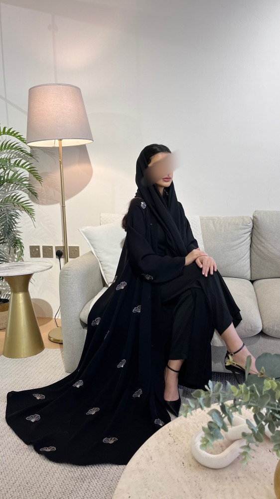 A1  عبايه تطريز