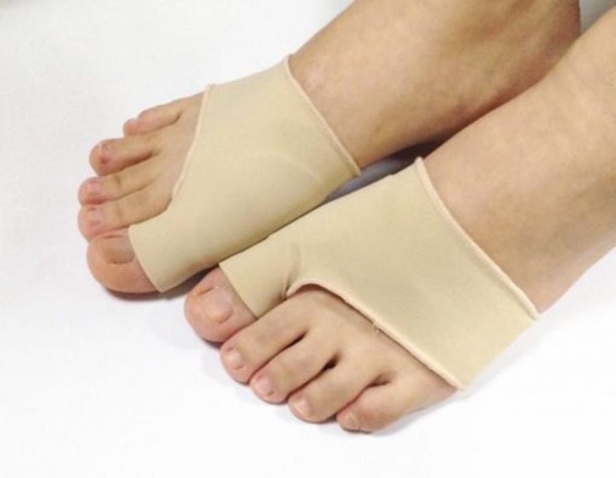 Bunion support sock