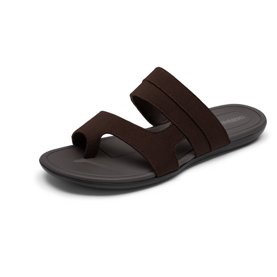 Men's brown shoe