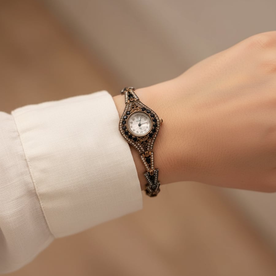 ساعات حريمى شيك