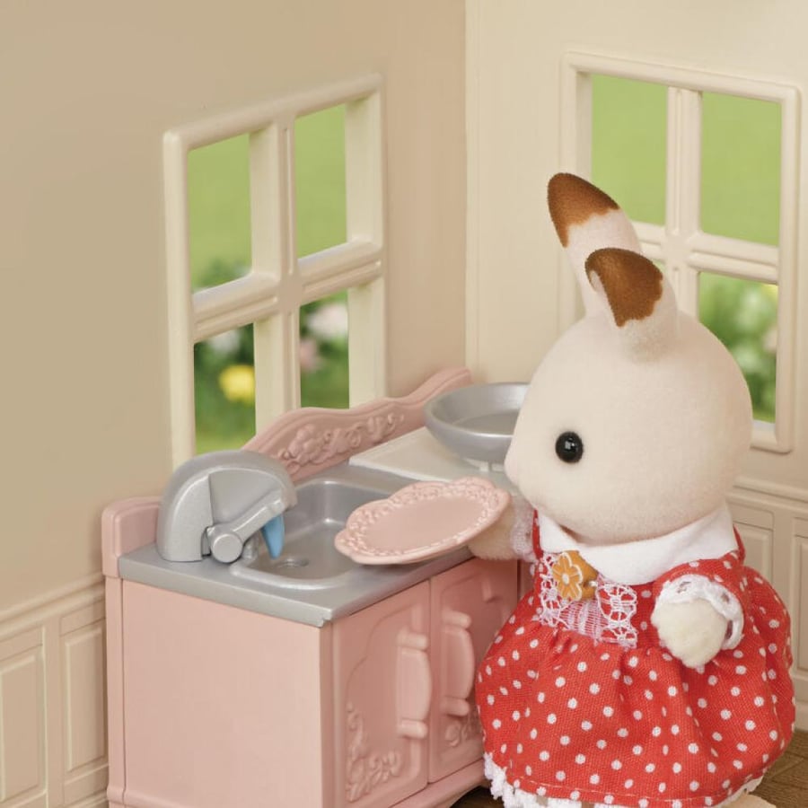 سلفانيان فاميليز الكوخ الدافئ | Sylvanian Families Red Roof Cozy Cottage Starter Home