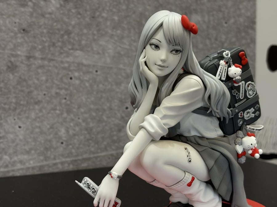 مجسم تومي بالتعاون مع هيلوكيتي | Tomie × Hello Kitty Figuer