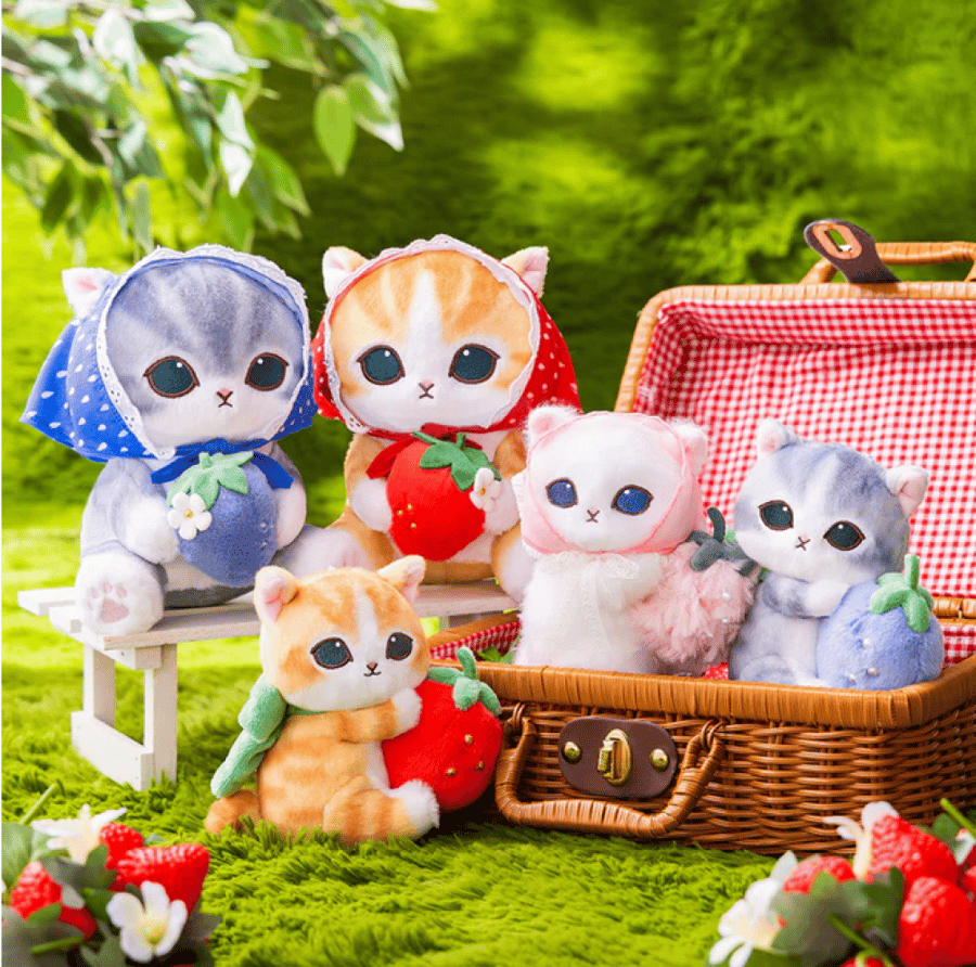 دمية موفوساند مع تعليقة نسخة الفراولة | mofusand MERCI STRAWBERRY Mascot Keychain
