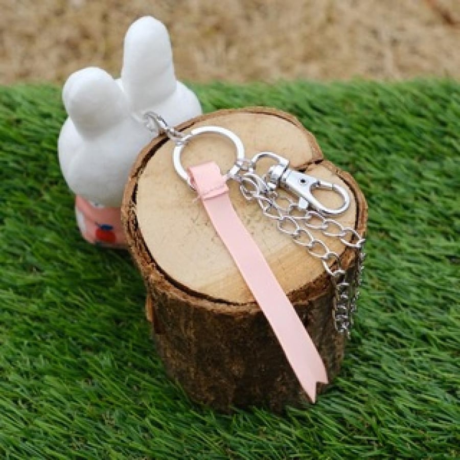 دمية ميفي الصغيره مع تعليقة | miffy mascot plushie