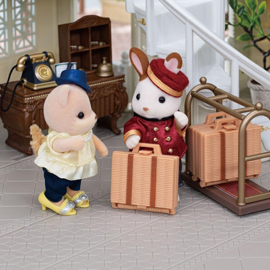سلفانيان فاميليز قصر ملكي | Sylvanian Families Royal Hotel toy set