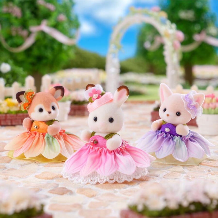 سلفانيان فاميليز الثلاثي الانيق | Sylvanian Famlilies Baby Trio (Floral Dress)