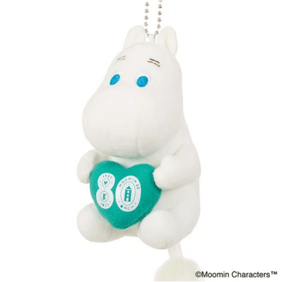 مومين دمية مومين مع تعليقة | Moomin Logo Mascot—80th Anniversary