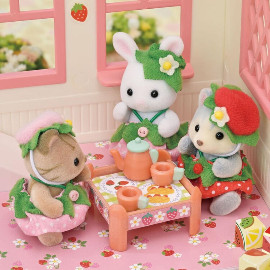 سلفانيان فاميليز منزل الفراولة | Sylvanian Families Strawberry Nursery Room
