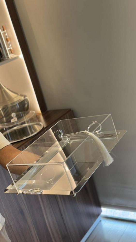 Luxury silver plated case with rings and acrylic cover