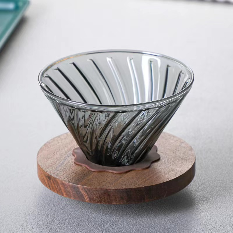 V60 walnut wood cone size 02 - dark