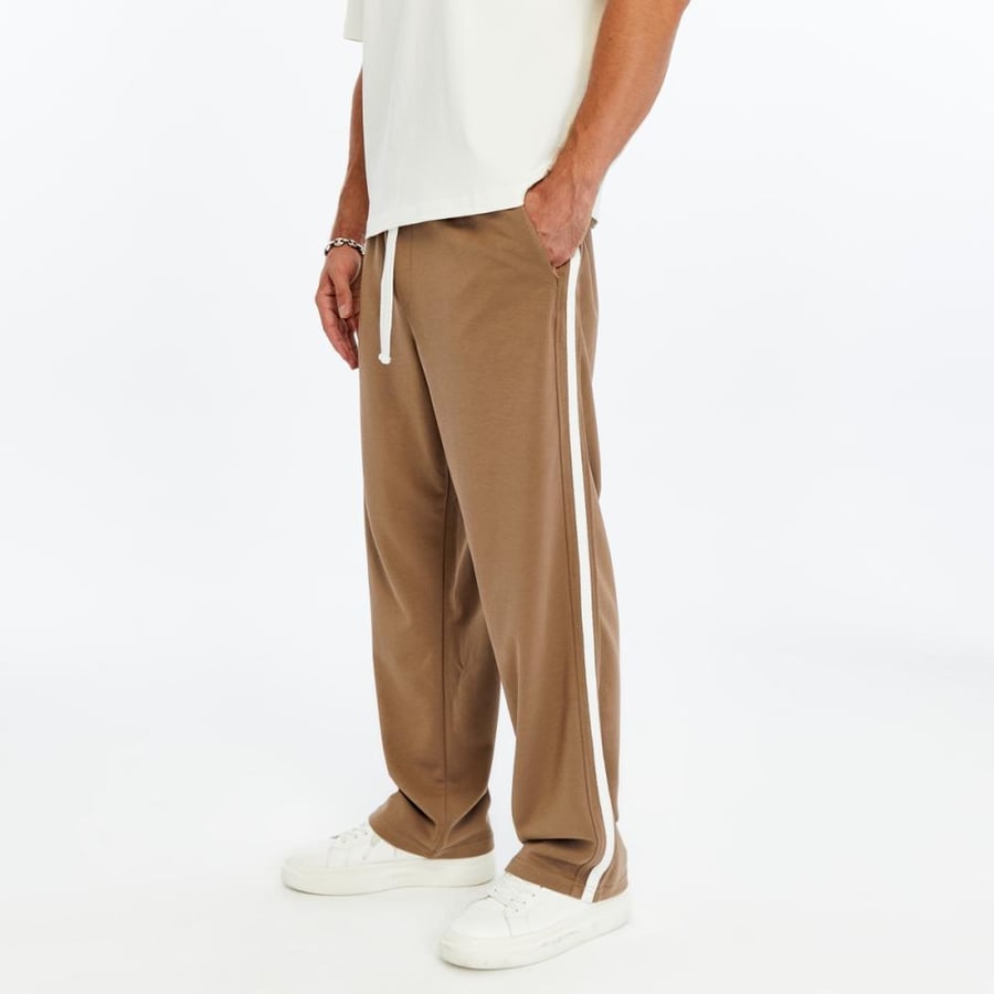 بنطلون قطنى بنى فاتح  بخط جانبي