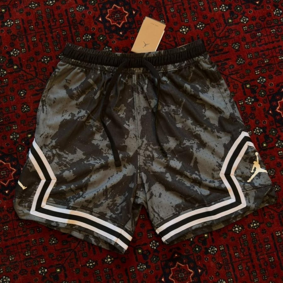 Jordan diamond mesh short