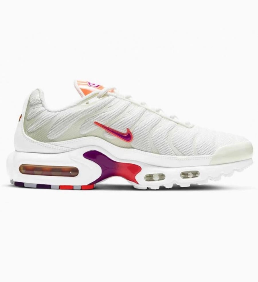 NIKE AIR MAX PLUS MORADO NARANJA PARA HOMBRE