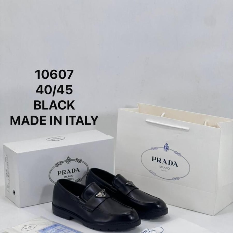صندل Prada