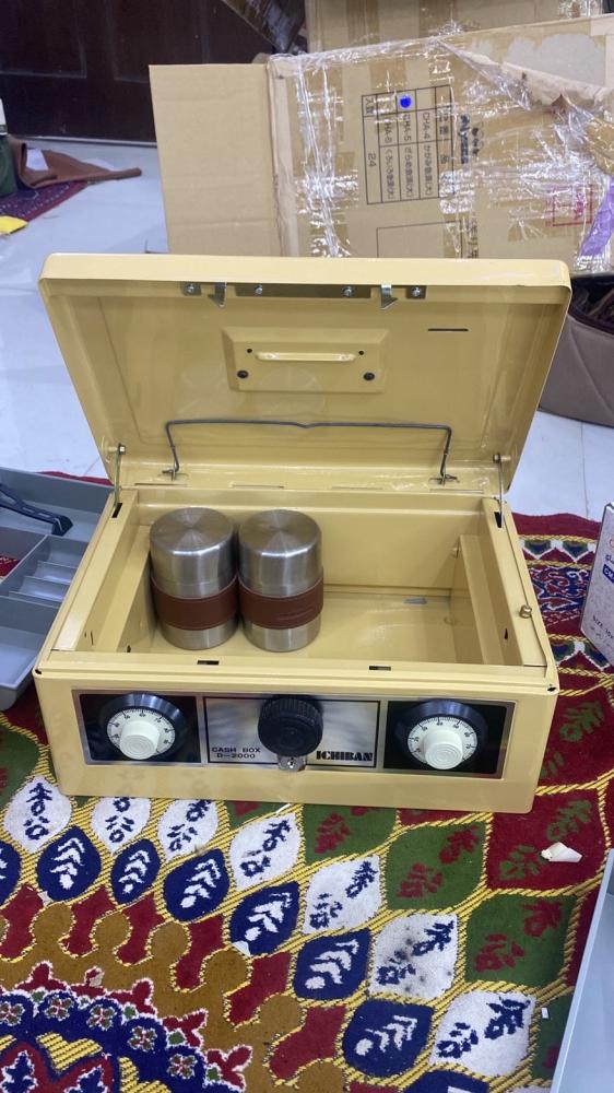 خرنة تراثية صناعة كورية فارغة