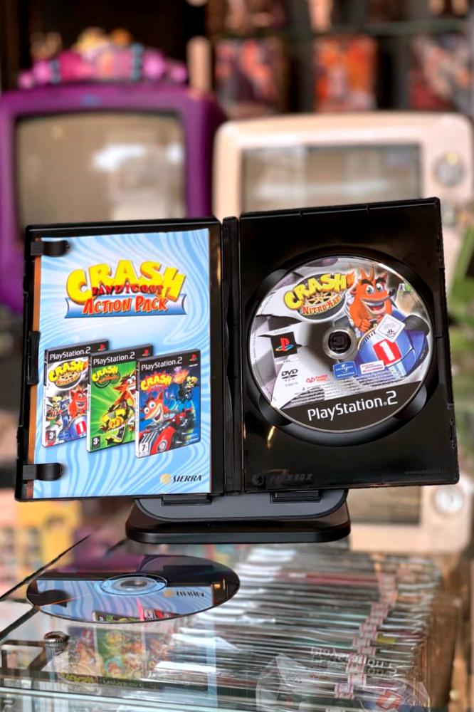 CRASH BANDICOOT ACTION PAC