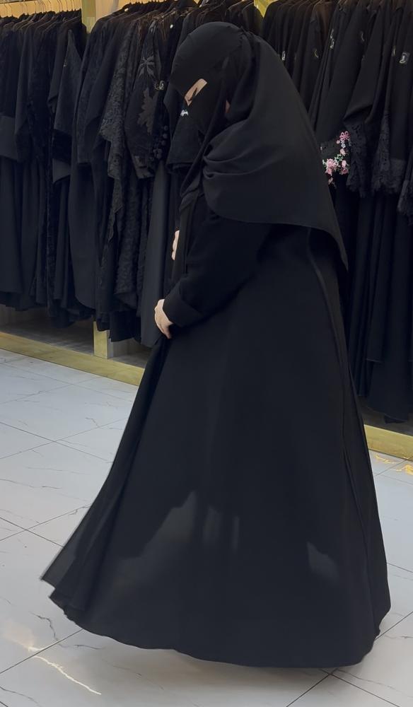 ٤٩