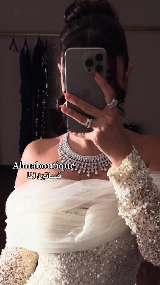 فستان مناسبات ابيض