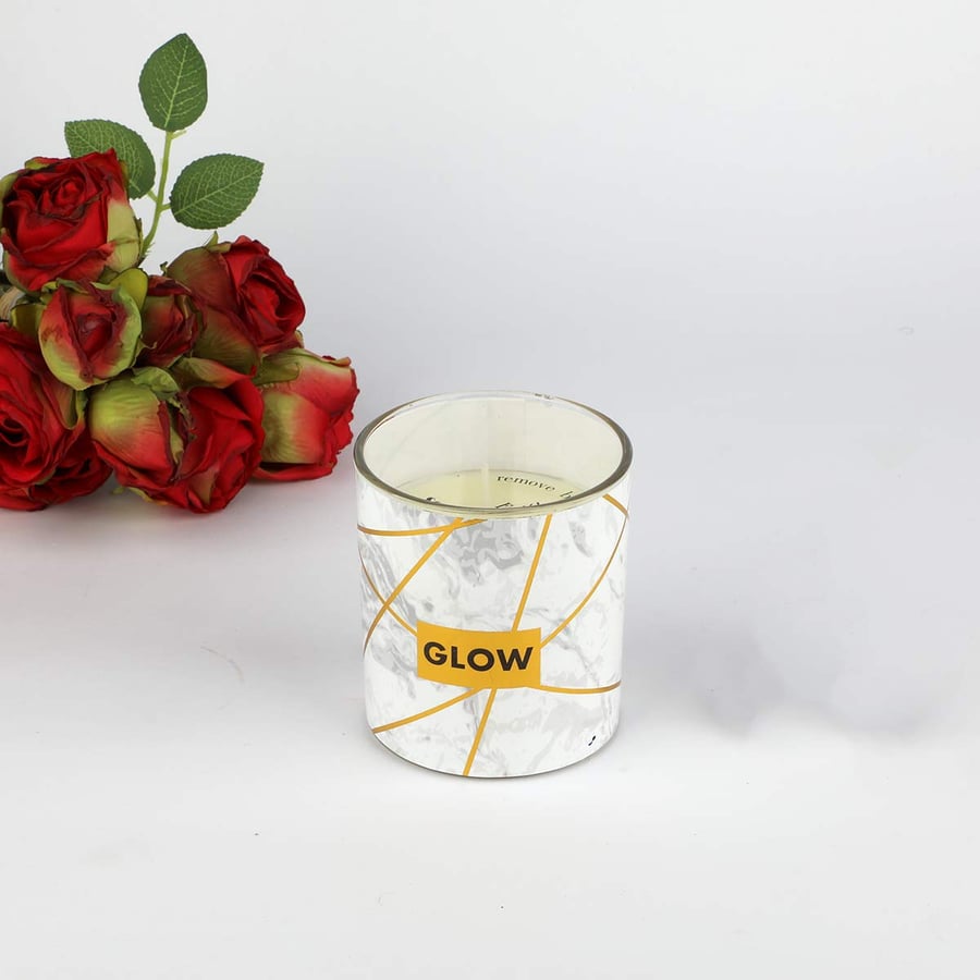 شمع معطر بكاس مقاس 9*8 سم