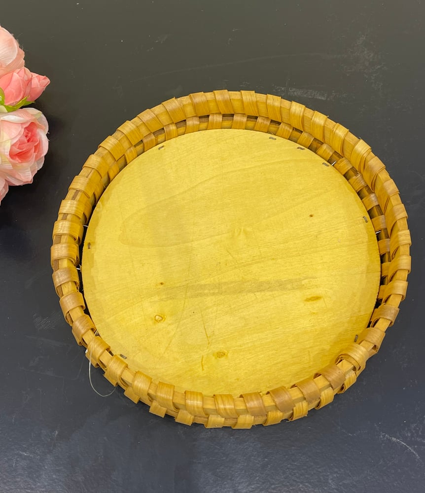 Wooden Toferiya with round woven 24 size