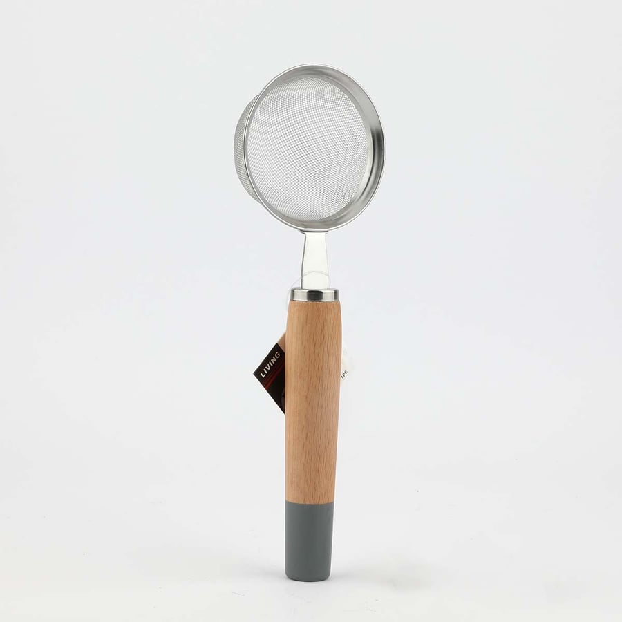 Round steel filter with wooden handle, 7 cm size