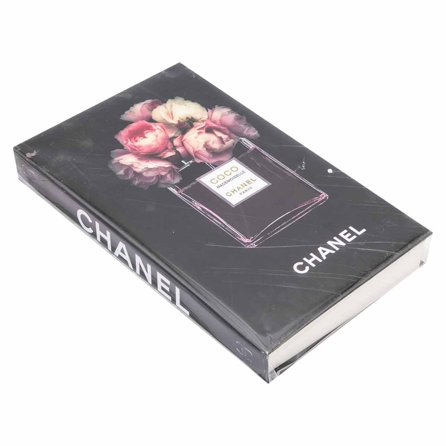 كتاب ديكور مقاس 26.5*16.5 سم