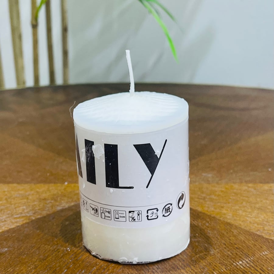 شمع  غير معطرة  ارتفاع9سم