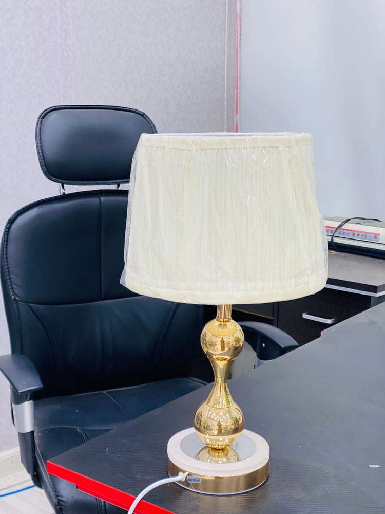 ابجورة  مصباح طاولة ارتفاع46سم