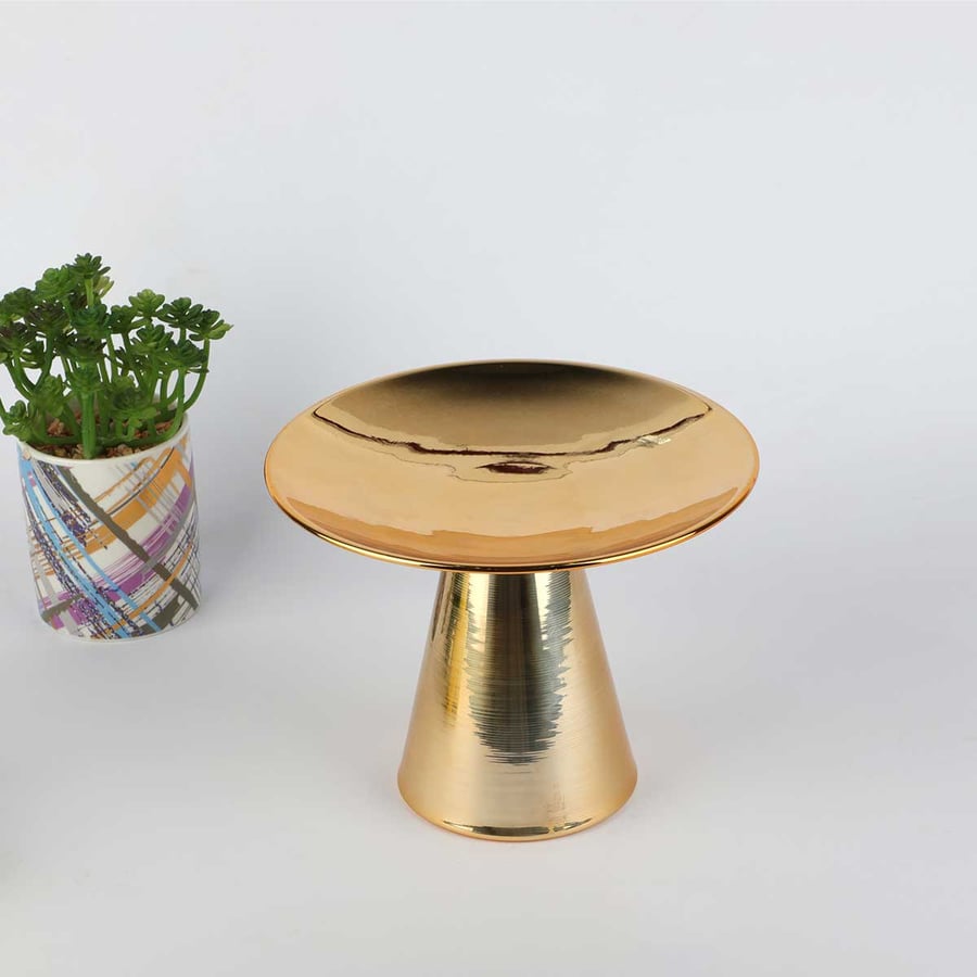 Serving dish for halva, copper, with a 20cm size base, height 15.5cm