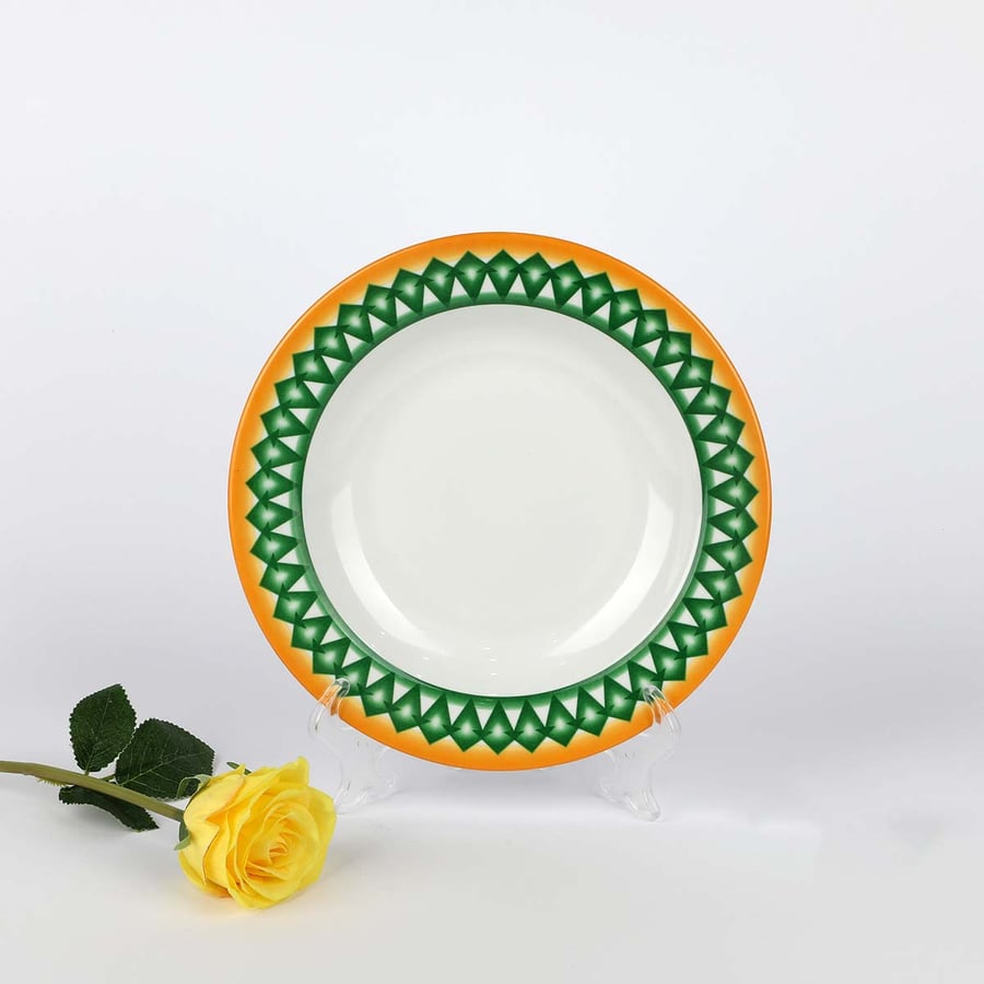 Round melamine dish 23cm size
