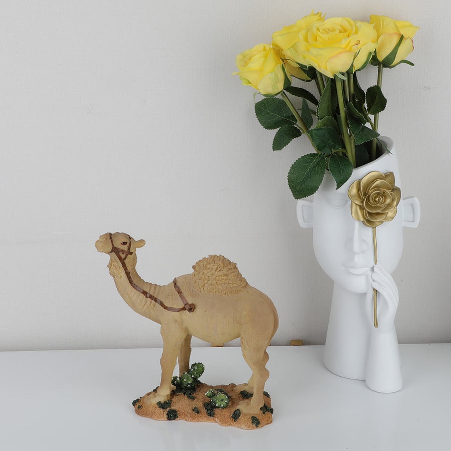 A heritage masterpiece, beautiful decor, length 20 cm