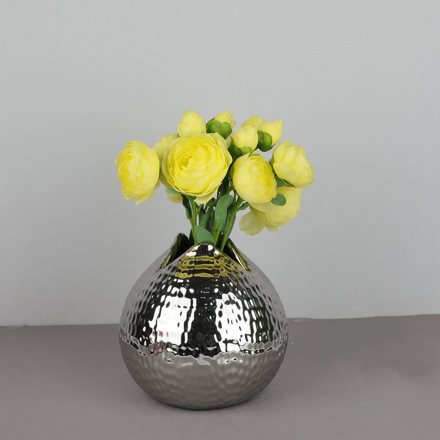 Ceramic vase height 17.5 cm
