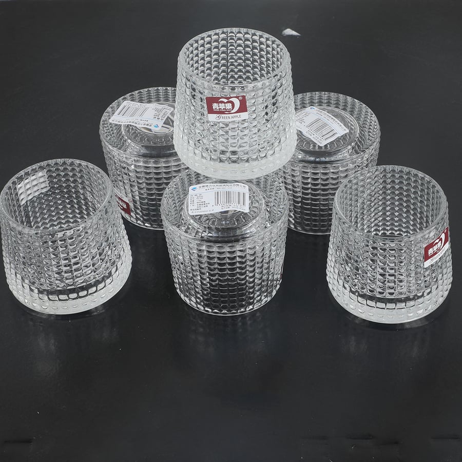 Set of 6 glass cups