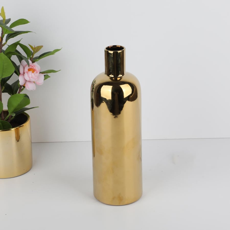 Golden ceramic vase, 26 cm size