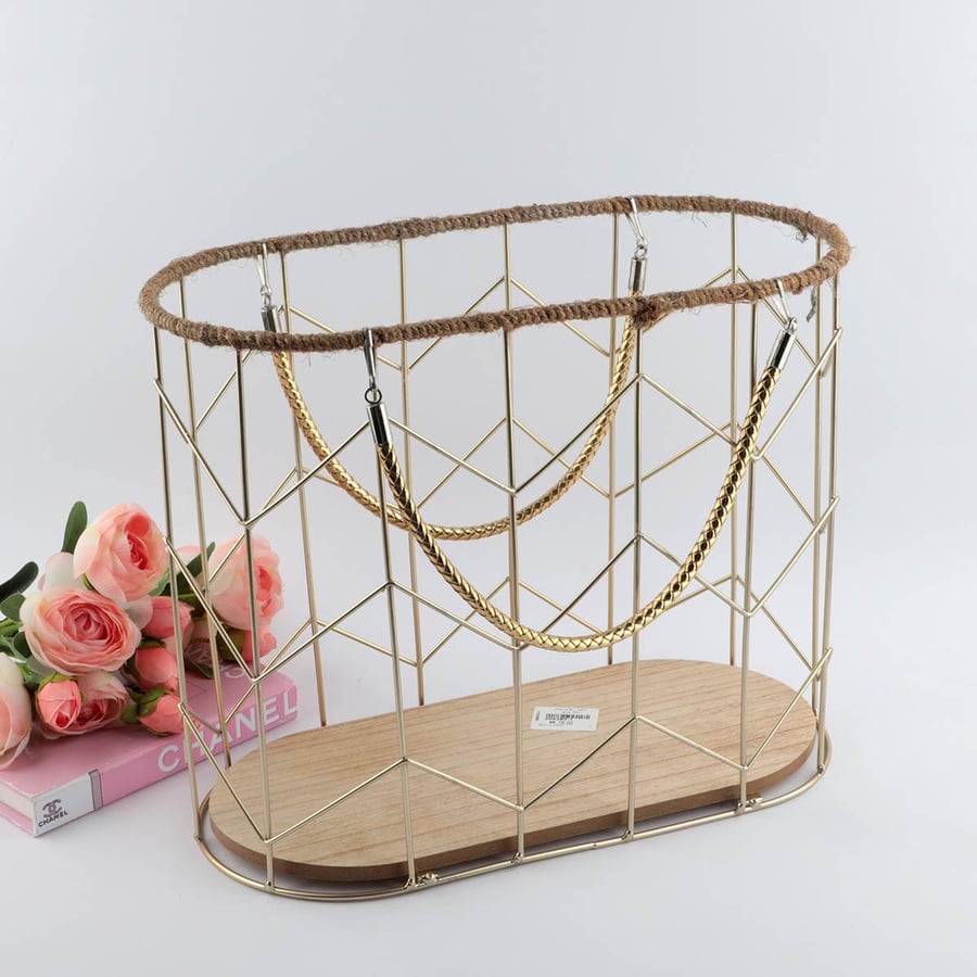 Iron basket with wood with handle size 30*37*18cm