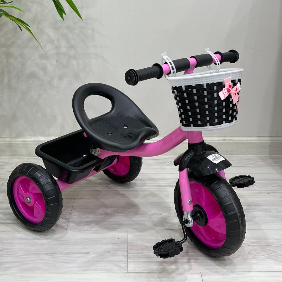 Children's bicycle, three-wheel with pink tires