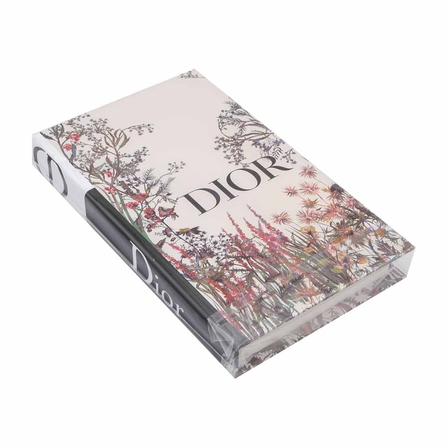 كتاب ديكور مقاس 26.5*16.5 سم