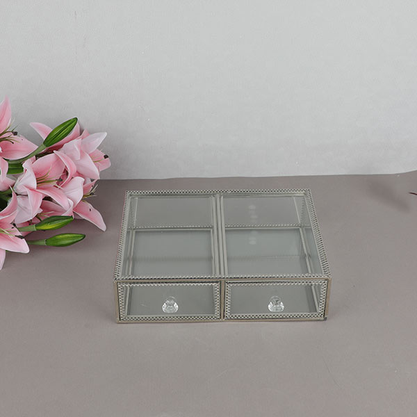Glass accessory tray size 26*19.5*8 cm