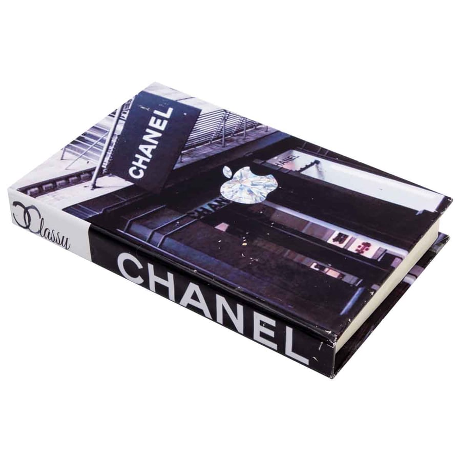 كتاب ديكور مقاس 19*12.5 سم