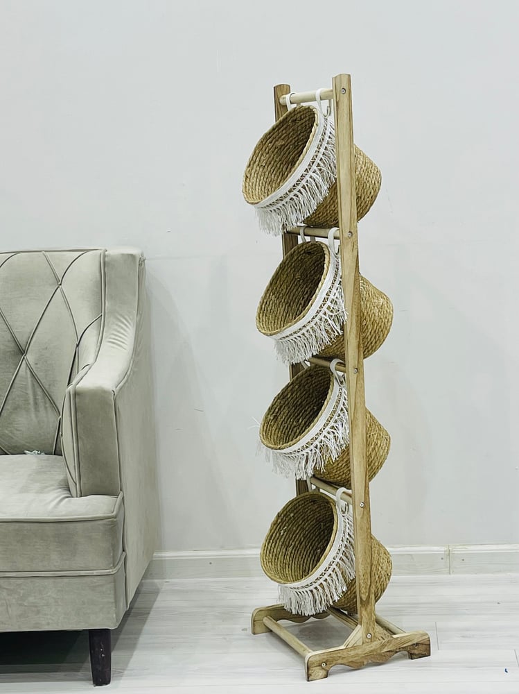 Wicker baskets with wooden stand, 4 tiers