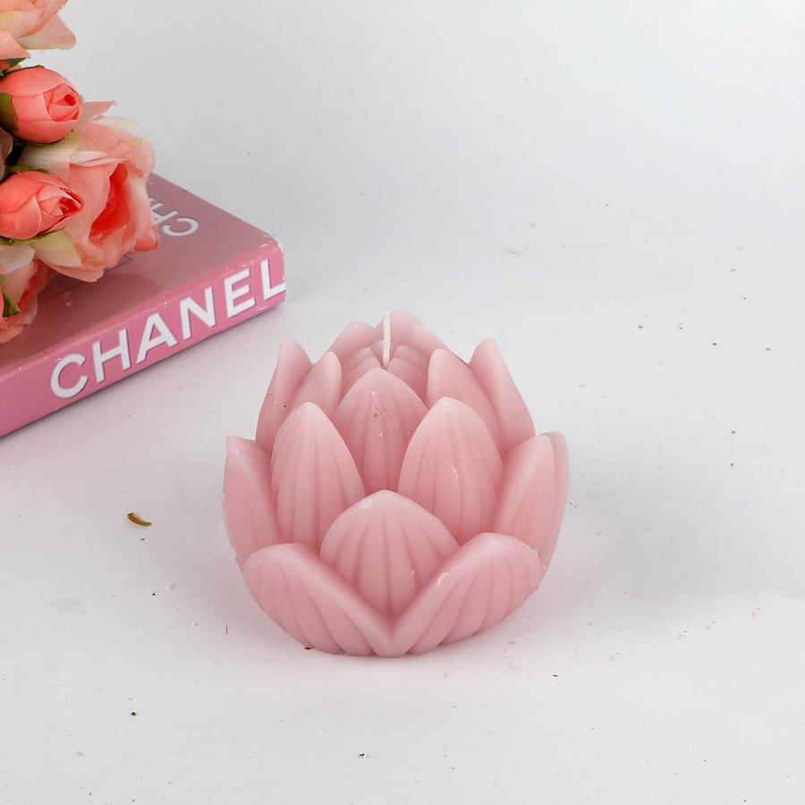 Unscented candle height 15 cm