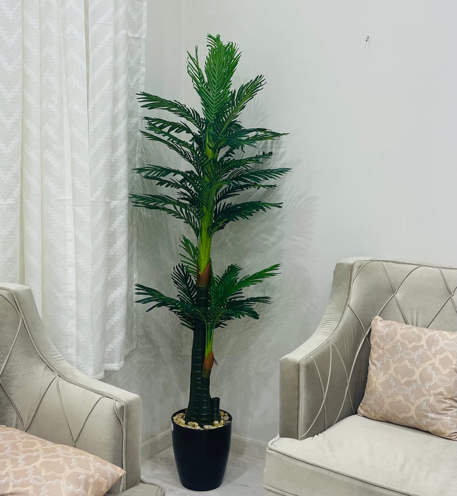 شجرة صناعي بمركن ابيض ارتفاع 170 سم