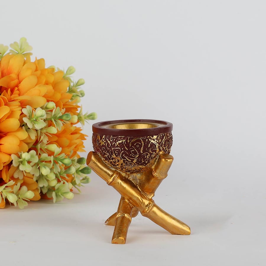 Elegant-shaped ceramic incense burner, size 6*8 cm