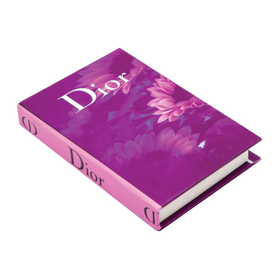 كتاب ديكور مقاس 19*12 سم