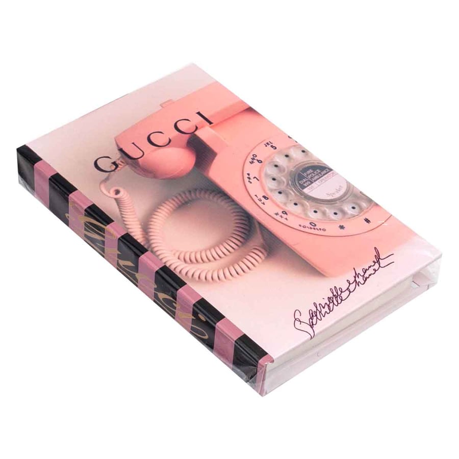 كتاب ديكور مقاس 19*12.5 سم