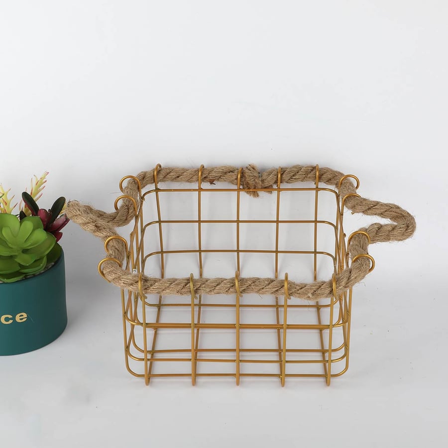 Deep square iron basket size 25*14 cm